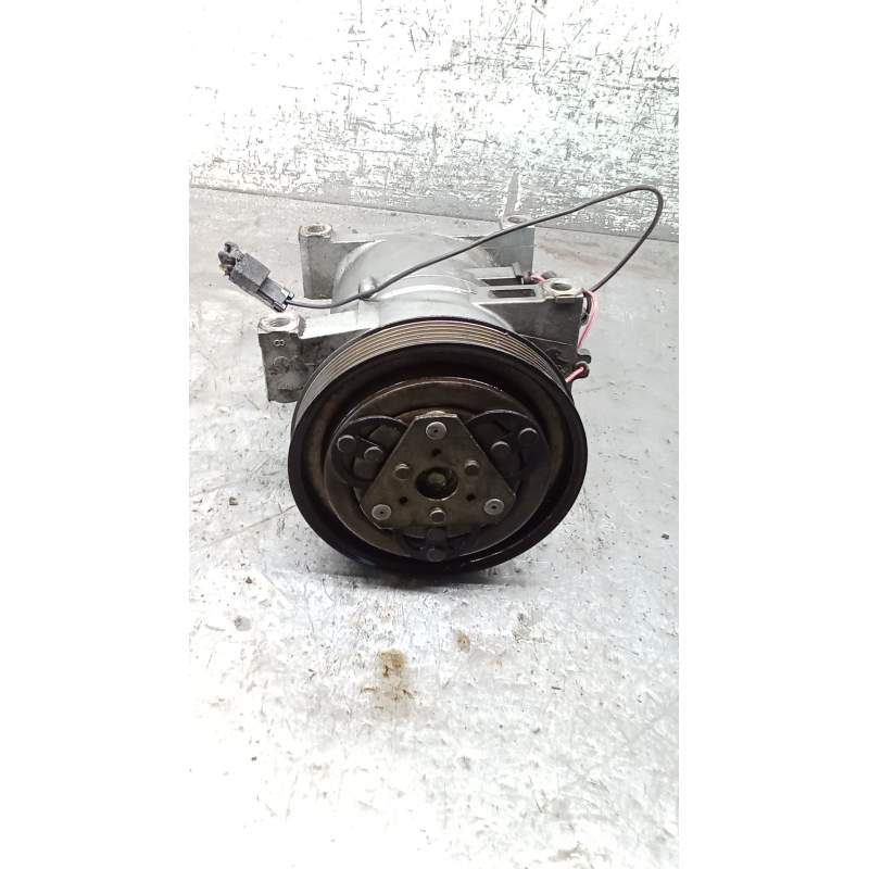 Recambio de compresor aire acondicionado para nissan primera (p10) 2.0 16v referencia OEM IAM 5060211880  1990