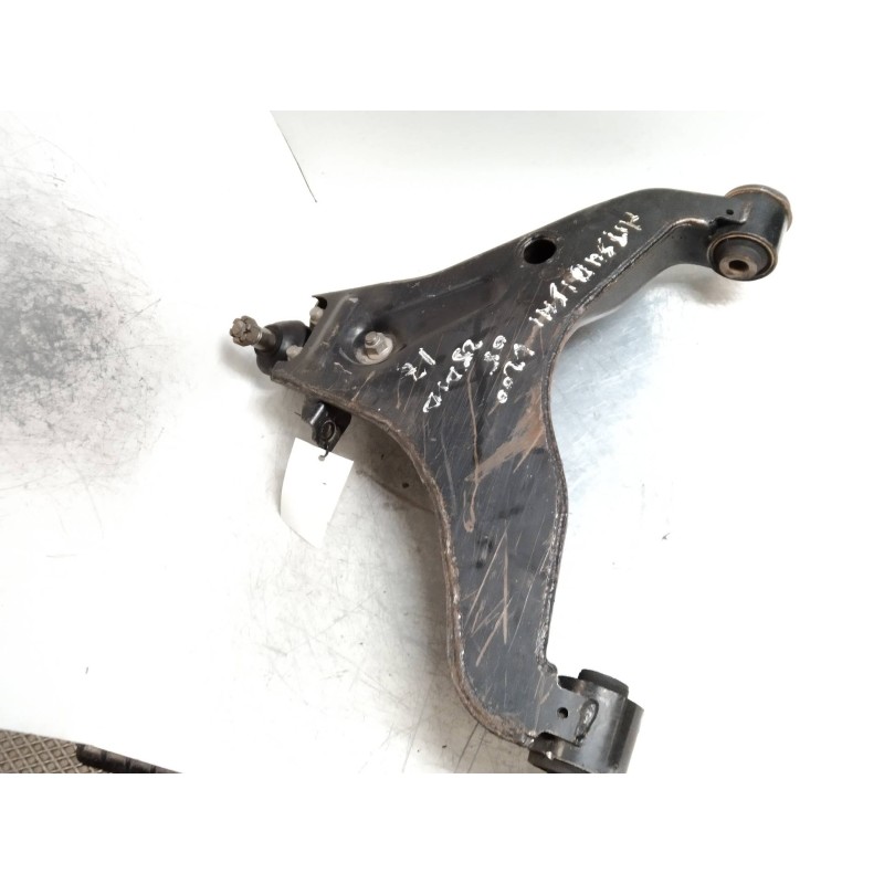 Recambio de brazo suspension inferior delantero izquierdo para mitsubishi l 200 (ka0/kb0) 2.5 di-d cat referencia OEM IAM   