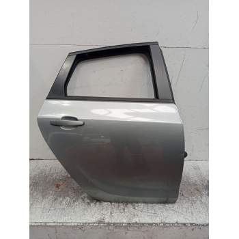 PUERTA TRASERA DERECHA 4P 