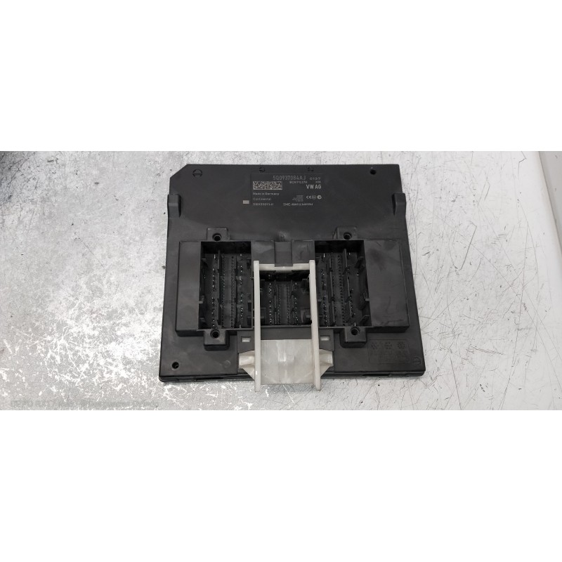 Recambio de modulo electronico para audi a3 sedán(8vs) attraction referencia OEM IAM 5Q0937084AJ 5WK50893H BCMPQ37H 