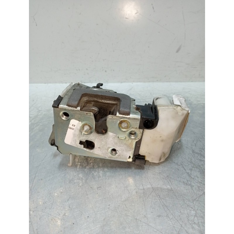 Recambio de motor cierre centralizado delantero izquierdo para fiat punto berlina (188) 1.2 8v active referencia OEM IAM  3P 3P