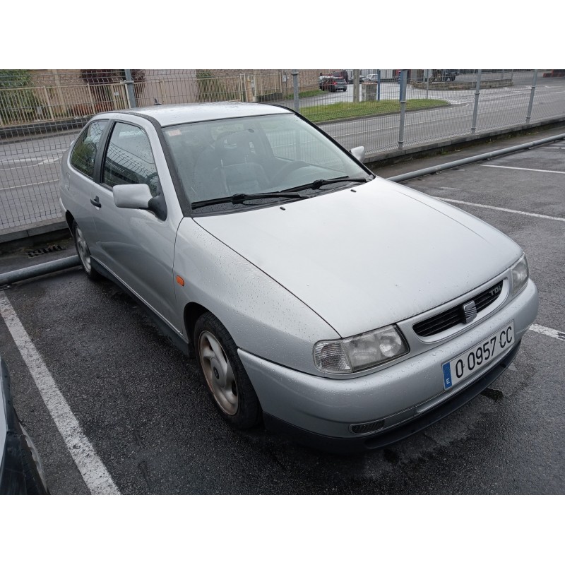 seat cordoba berlina (6k2) del año 1999