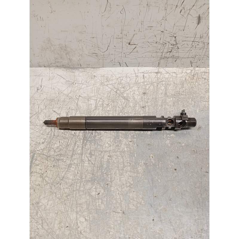Recambio de inyector para peugeot 5008 premium referencia OEM IAM 968619108  DELPHI