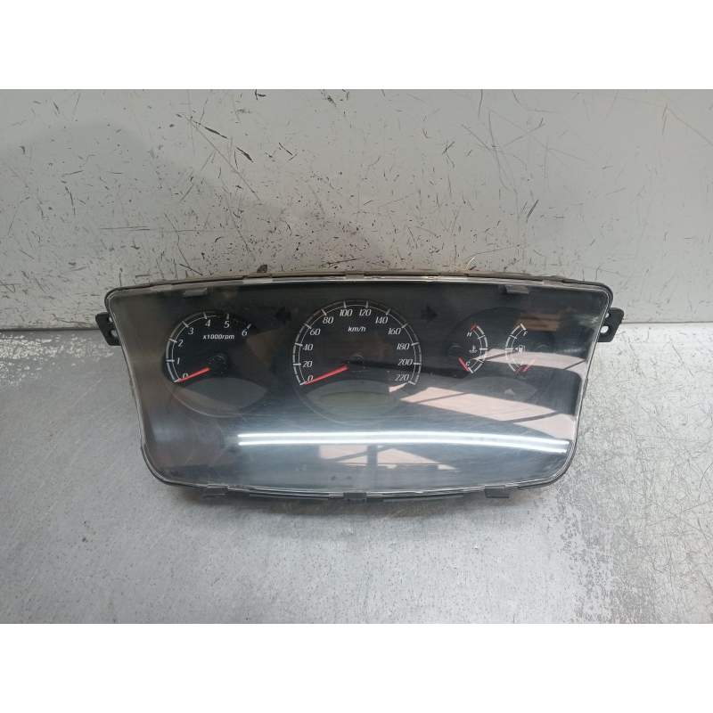Recambio de cuadro instrumentos para ssangyong kyron 2.0 xdi 4x4 referencia OEM IAM 8021009050  