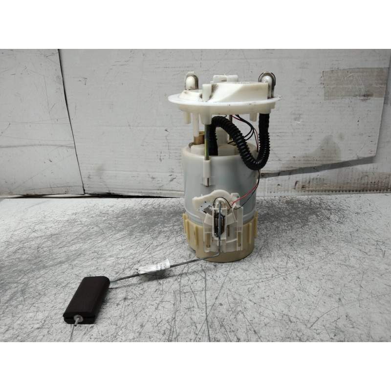 Recambio de bomba combustible para renault megane ii classic berlina confort authentique referencia OEM IAM  20G 2003