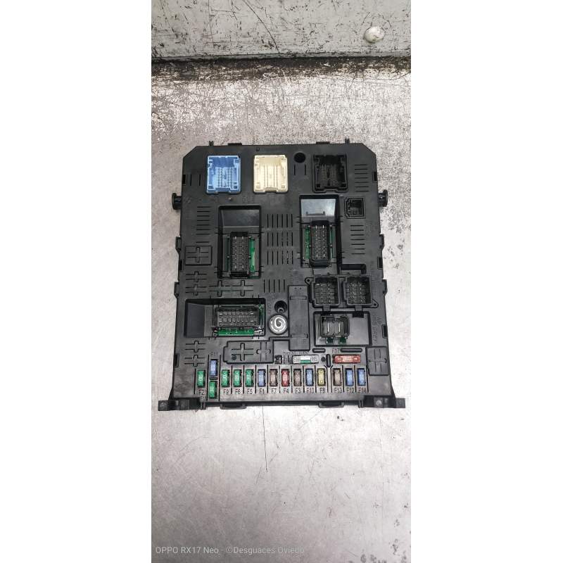 Recambio de caja reles / fusibles para citroën c4 coupe cool referencia OEM IAM 281197595 16G 2004