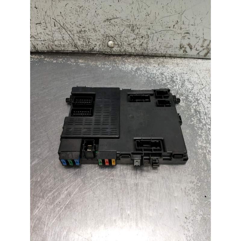 Recambio de caja reles / fusibles para citroën xsara coupe referencia OEM IAM 9648546480 73008512 2001