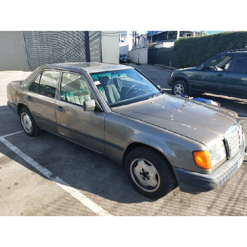 mercedes clase e (w124) berlina del año 1998