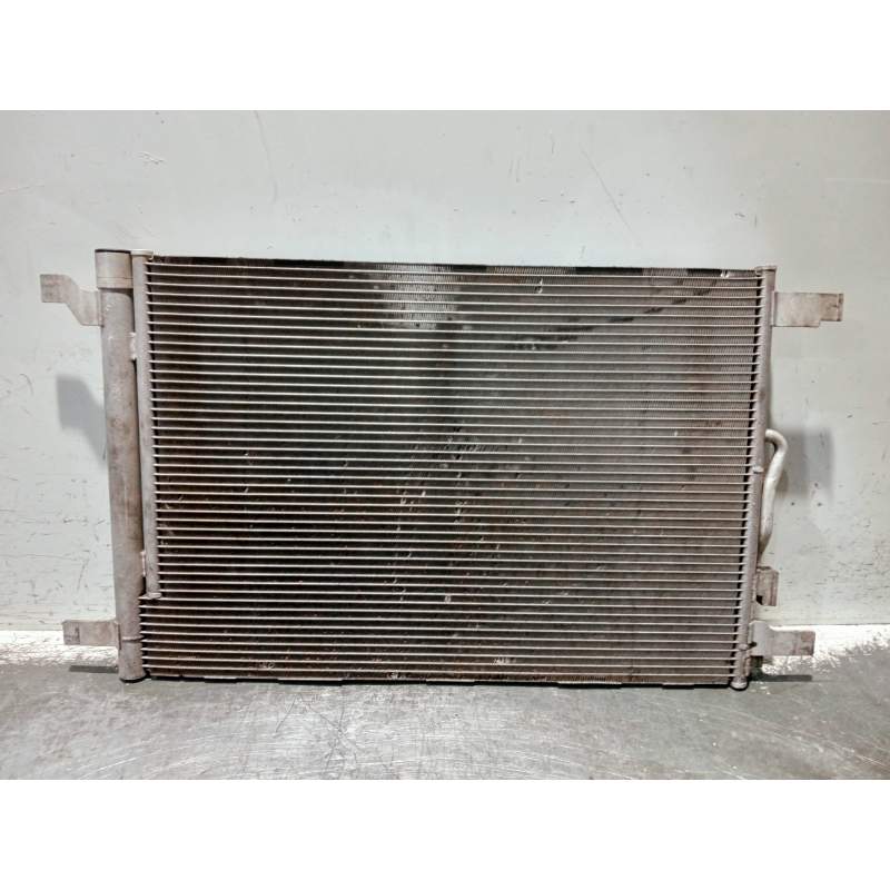 Recambio de condensador / radiador aire acondicionado para volkswagen touran (5t1) 1.6 tdi referencia OEM IAM 5Q0816411AR  