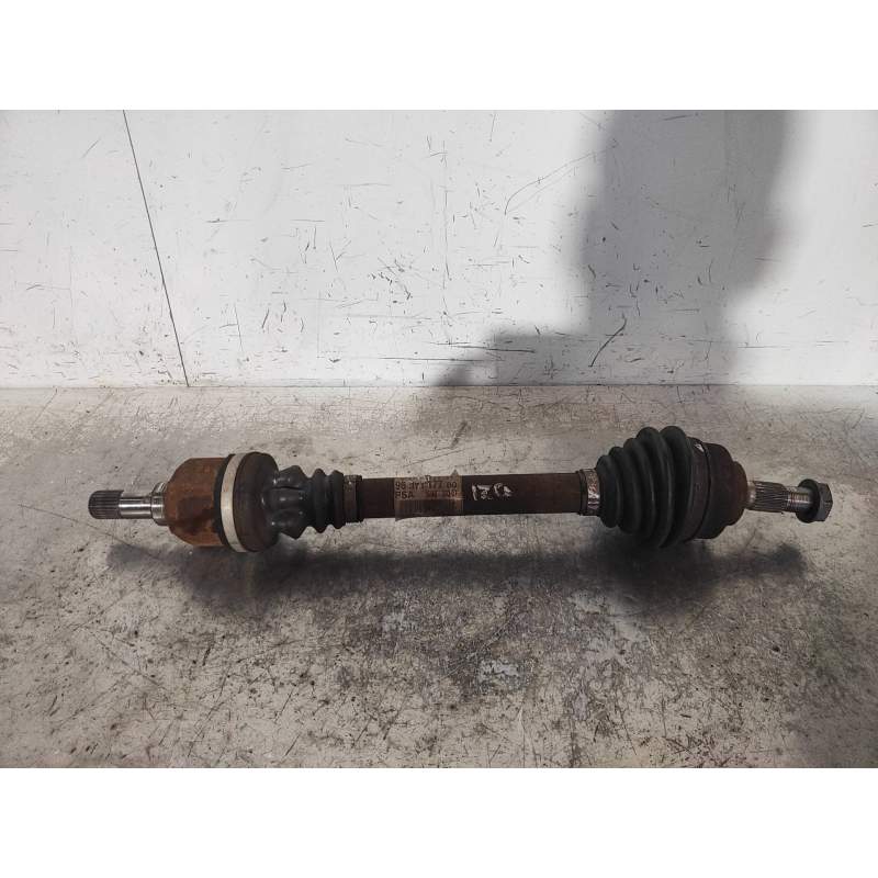 Recambio de transmision delantera izquierda para citroën c4 berlina exclusive referencia OEM IAM 9637117780 20G 2004