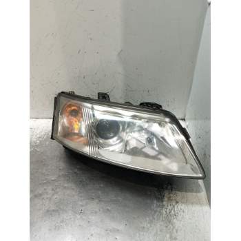 FARO DERECHO 5DV00829000 28660103109145 XENON 2005