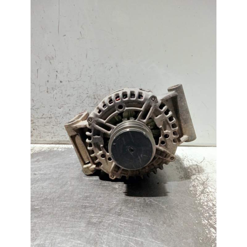 Recambio de alternador para ford transit caja cerrada ´06 referencia OEM IAM 6CIT10300BC 0121615002 