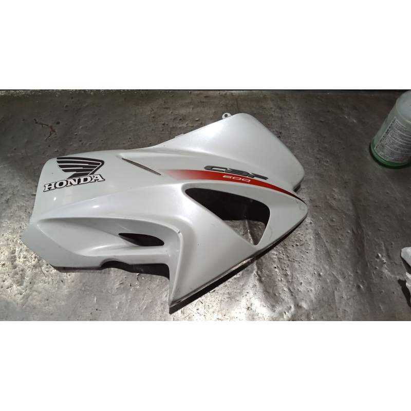 Recambio de molduras delanteras para honda cbf cbf 600 (pc43) referencia OEM IAM 61212MERR600  DERECHA