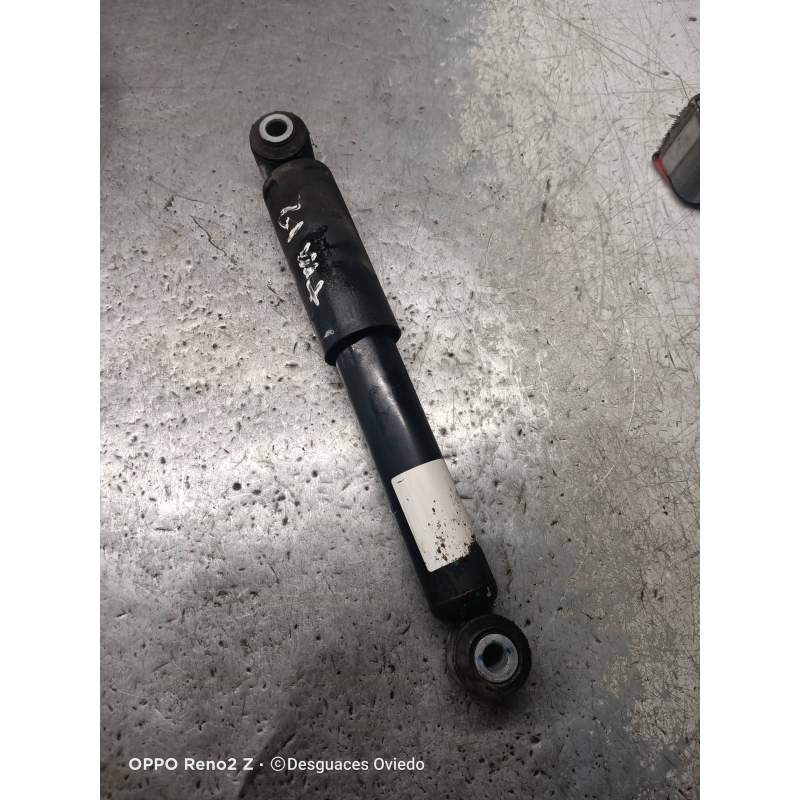 Recambio de amortiguador trasero izquierdo para renault express 1.5 dci referencia OEM IAM   