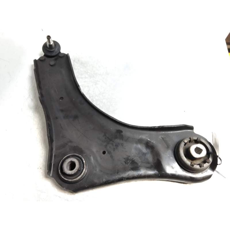 Recambio de brazo suspension inferior delantero derecho para renault scenic iii dynamique referencia OEM IAM  16DCI 2009
