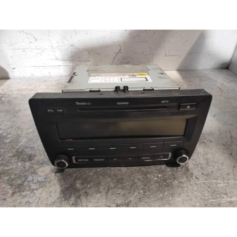Recambio de sistema audio / radio cd para skoda octavia berlina (1z3) trend referencia OEM IAM 1Z0035161F 7648256360 