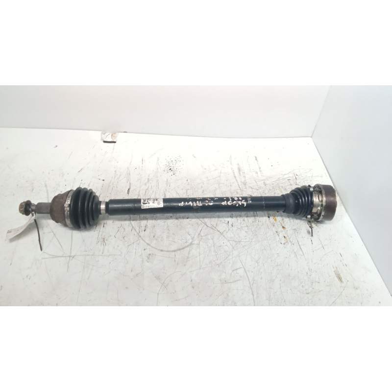 Recambio de transmision delantera derecha para skoda octavia berlina (1u2) 1.8 cat (agn) referencia OEM IAM 1J040  
