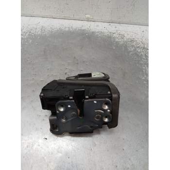 MOTOR CIERRE CENTRALIZADO DELANTERO DERECHO 915C303907218S 5P K/2015