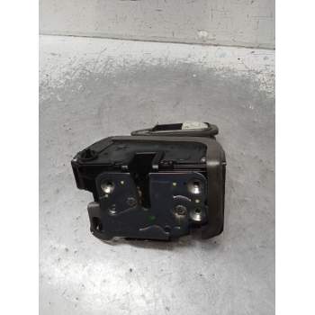 MOTOR CIERRE CENTRALIZADO TRASERO DERECHO 915C303907218S 5P K/2015