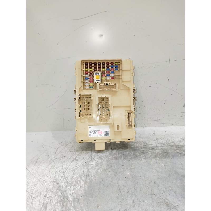 Recambio de caja reles / fusibles para hyundai kona n os referencia OEM IAM 91950I3030 I30302104160708 