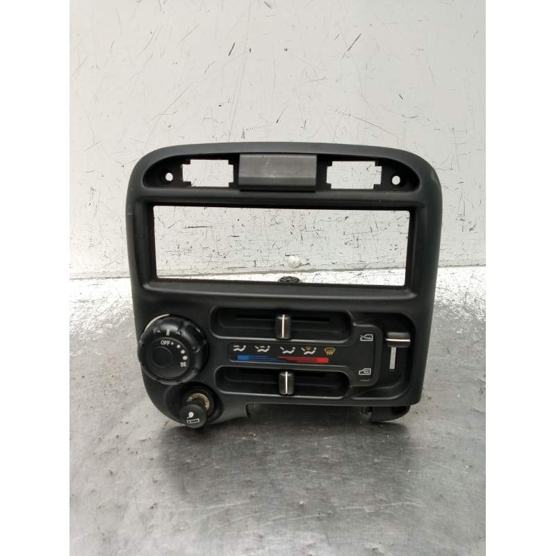 Recambio de mando calefaccion / aire acondicionado para hyundai atos (mx) 1.1 referencia OEM IAM   2003