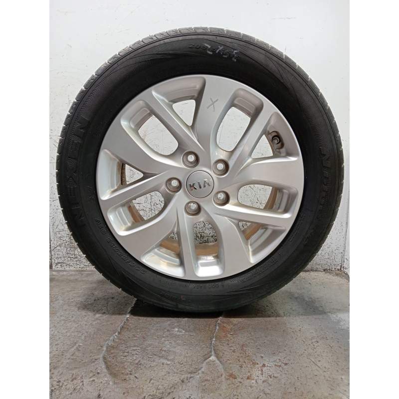 Recambio de juego llantas para kia carens ( ) referencia OEM IAM  205/55/16 2016