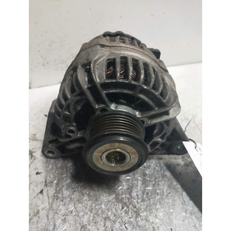 Recambio de alternador para volkswagen passat berlina (3b2) highline syncro / 4motion referencia OEM IAM 0124325020 23G 1997