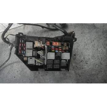 CAJA RELES / FUSIBLES 20TDI 2001