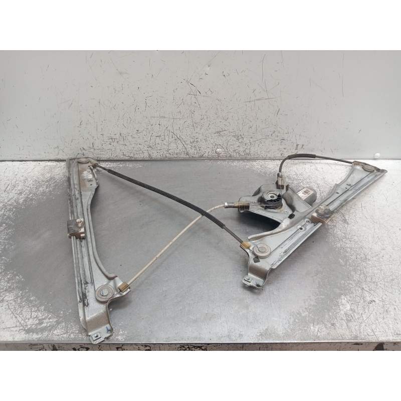 Recambio de elevalunas delantero izquierdo para renault clio grandtour dynamique referencia OEM IAM 8200291145J 5P 2009