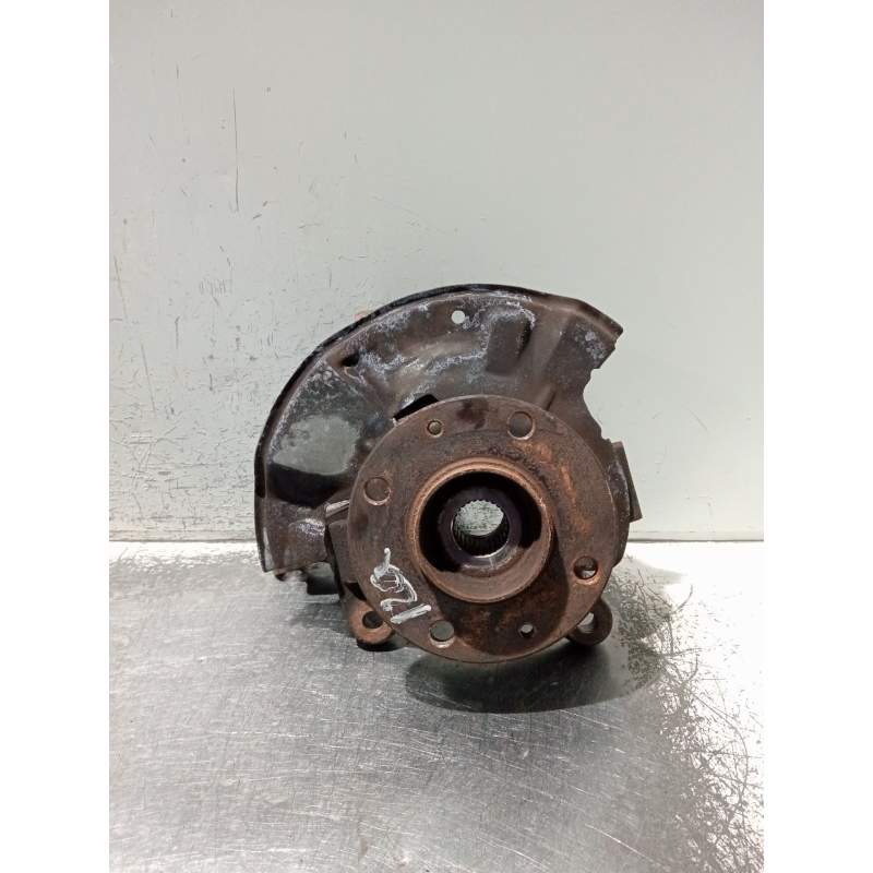 Recambio de mangueta delantera izquierda para kia carens 2.0 turbodiesel cat referencia OEM IAM  20CRDI 2003