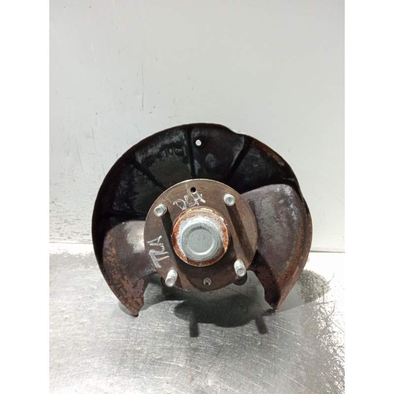 Recambio de mangueta trasera derecha para kia carens 2.0 turbodiesel cat referencia OEM IAM  20CRDI 2003