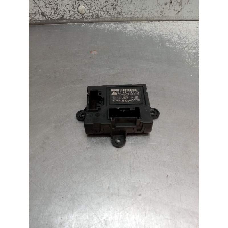 Recambio de modulo electronico para jaguar xj luxury referencia OEM IAM FW9314D618AC  2009