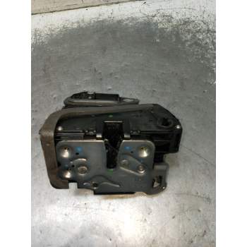 MOTOR CIERRE CENTRALIZADO TRASERO IZQUIERDO 915C303907318S 5P K/2015
