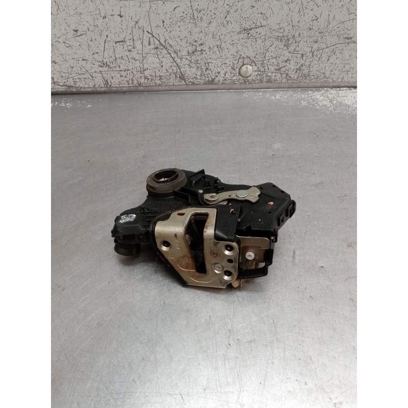 Recambio de motor cierre centralizado delantero izquierdo para toyota hilux vii pick-up (_n1_, _n2_, _n3_) 2.5 d-4d 4wd (kun25_)