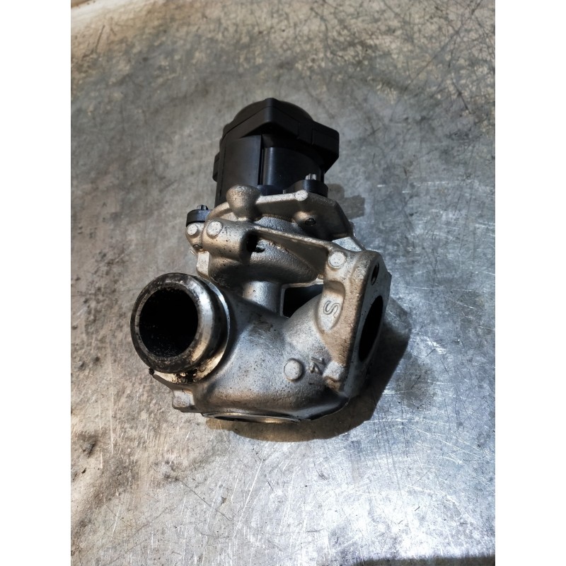 Recambio de valvula egr para peugeot 206+ básico referencia OEM IAM 9673258680  