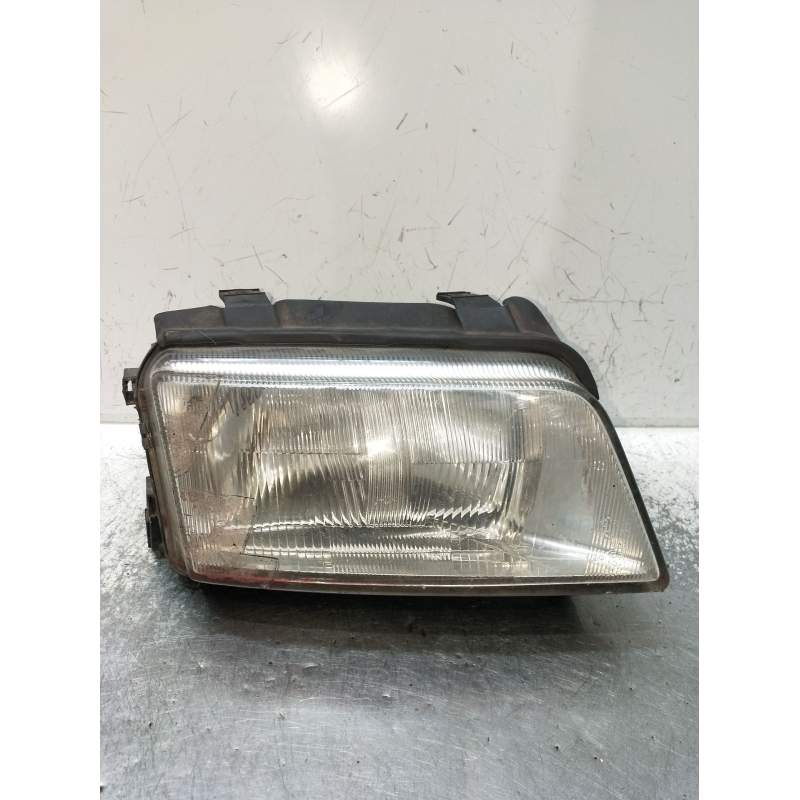 Recambio de faro derecho para audi a4 b5 (8d2) 1.8 referencia OEM IAM 8D0941004A  94