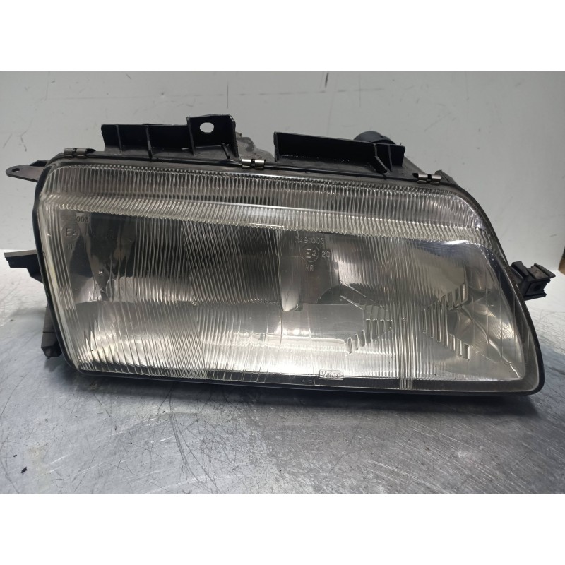 Recambio de faro derecho para peugeot 605 srdt referencia OEM IAM   