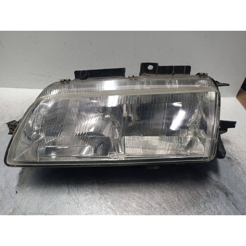 Recambio de faro izquierdo para peugeot 605 3.0 v6 cat referencia OEM IAM   