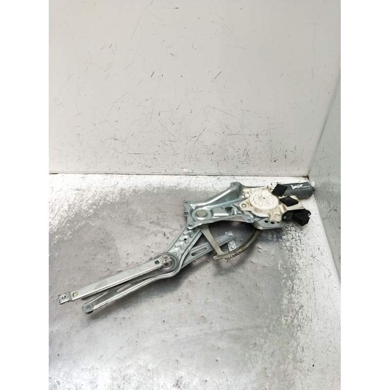 Recambio de elevalunas delantero izquierdo para opel vectra c (z02) 1.8 16v referencia OEM IAM 1137328066 4P 2003
