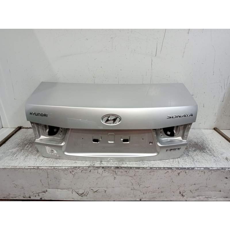 Recambio de tapa maletero para hyundai sonata v (nf) 2.0 crdi referencia OEM IAM   