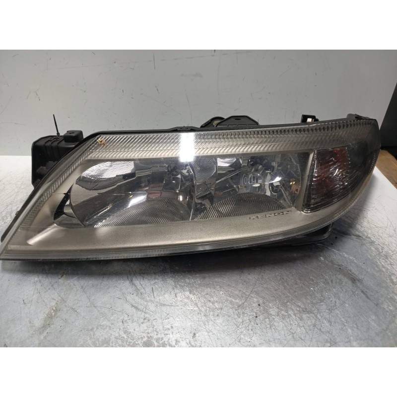 Recambio de faro izquierdo para renault laguna ii grandtour (kg0) dynamique referencia OEM IAM 8200163323 8900690S 