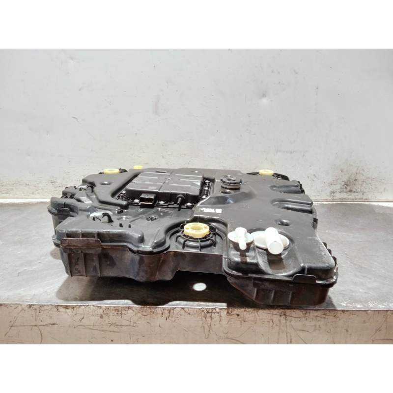 Recambio de deposito combustible para citroën c4 cactus bluehdi 100 referencia OEM IAM 9827948380 78662B ADBLUE