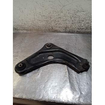 BRAZO SUSPENSION INFERIOR DELANTERO DERECHO 16HDI 2009