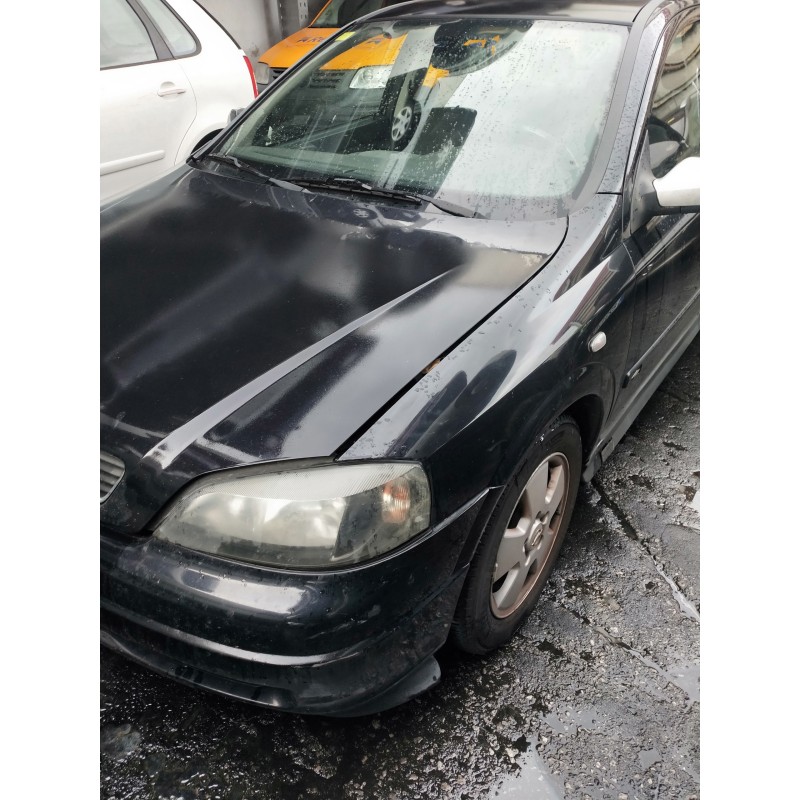 opel astra g berlina del año 2004