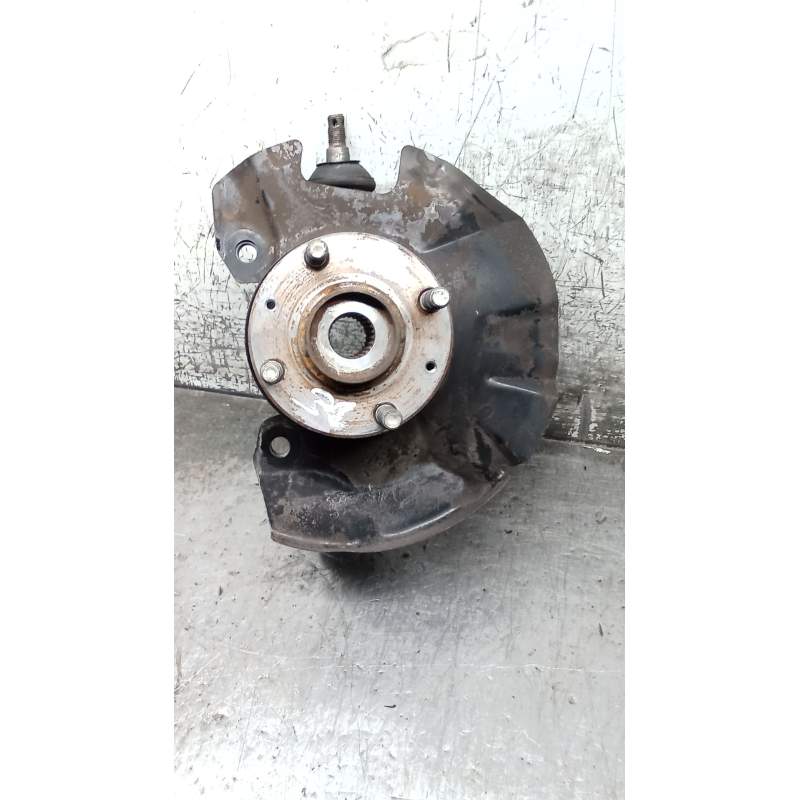 Recambio de mangueta delantera derecha para kia rio 1.4 ex1 referencia OEM IAM  14G 2005