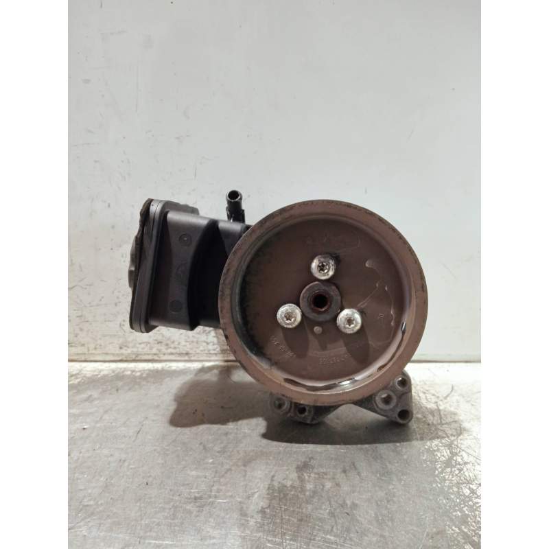 Recambio de bomba direccion para bmw serie 5 berlina (e60) 530d referencia OEM IAM 67609560100 7693974101 