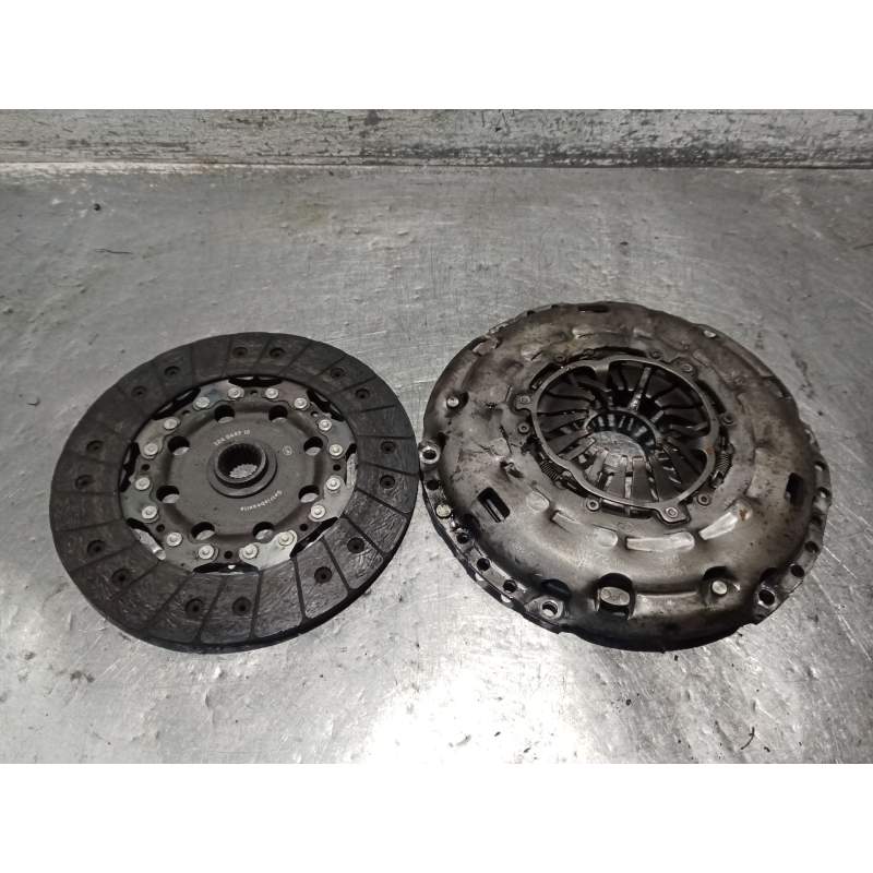 Recambio de kit embrague para hyundai sonata v (nf) 2.0 crdi referencia OEM IAM 324048710 124047210 3002K26I