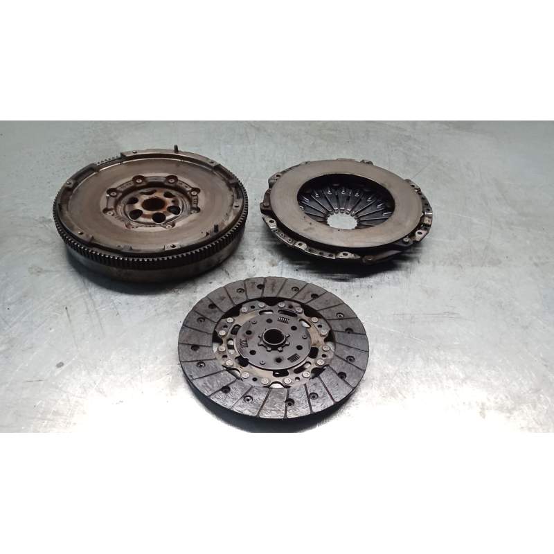 Recambio de kit embrague para audi a3 sportback (8pa) 2.0 tdi referencia OEM IAM  20TDI 2007