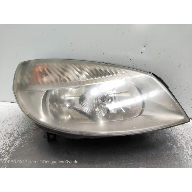 Recambio de faro derecho para renault scenic ii confort dynamique referencia OEM IAM 15810400RE PARA PULIR 03
