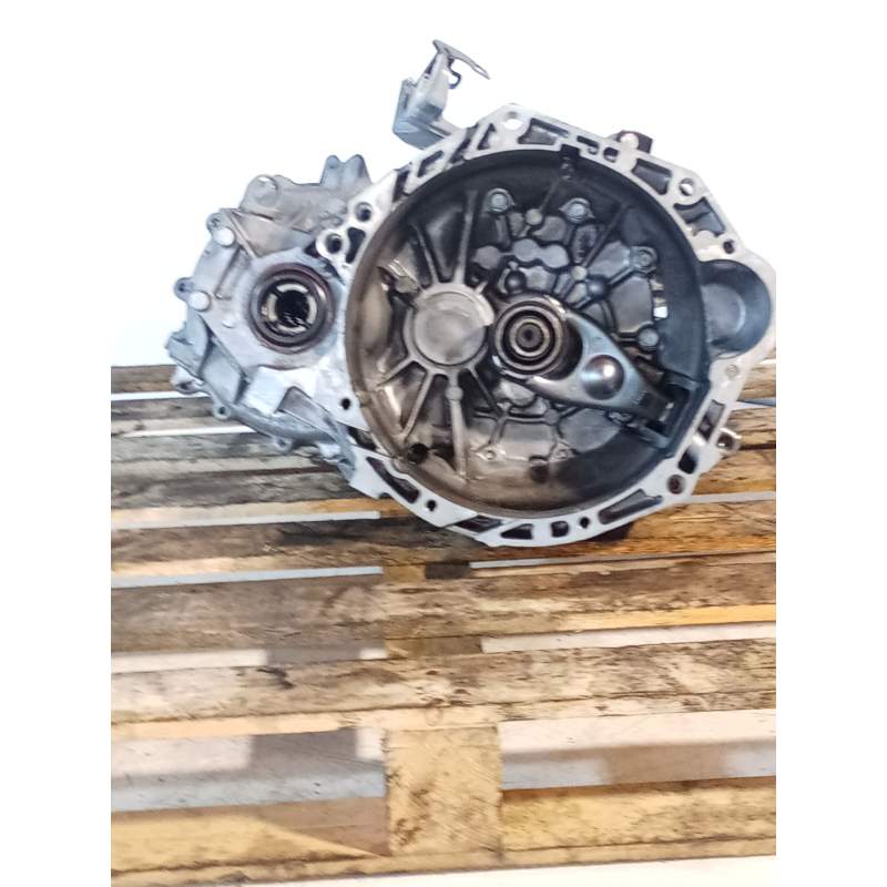 Recambio de caja cambios para kia stonic (yb) 1.0 t-gdi referencia OEM IAM U89VKH 5V 037742